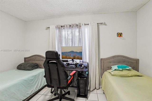 6041 W 24th Avenue B103, Hialeah, FL 33016