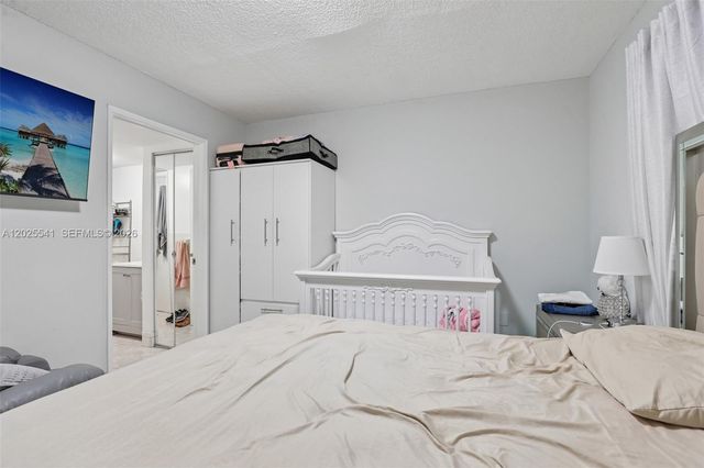 6041 W 24th Avenue B103, Hialeah, FL 33016