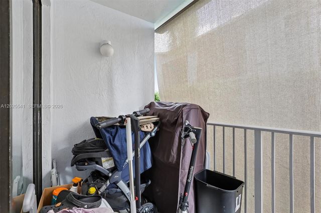 6041 W 24th Avenue B103, Hialeah, FL 33016