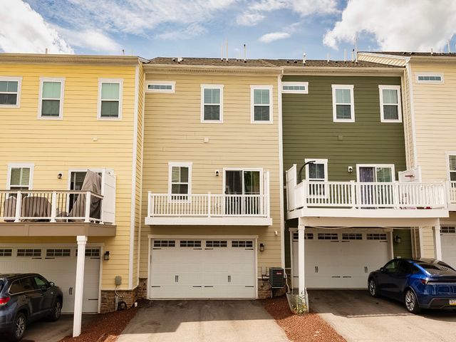 2017 Hemlock Lane, Marshall, PA 16046
