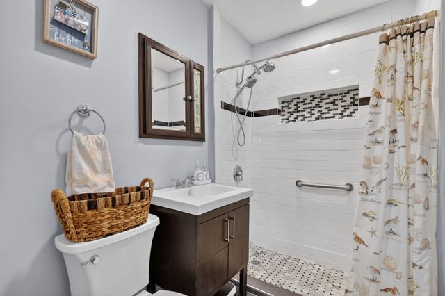 4700 NE 1st Terrace, Deerfield Beach, FL 33064