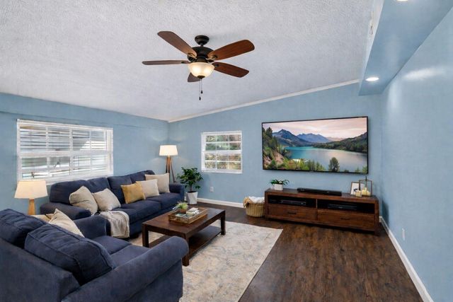 4700 NE 1st Terrace, Deerfield Beach, FL 33064