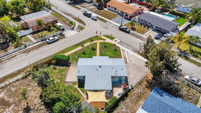 4700 NE 1st Terrace, Deerfield Beach, FL 33064