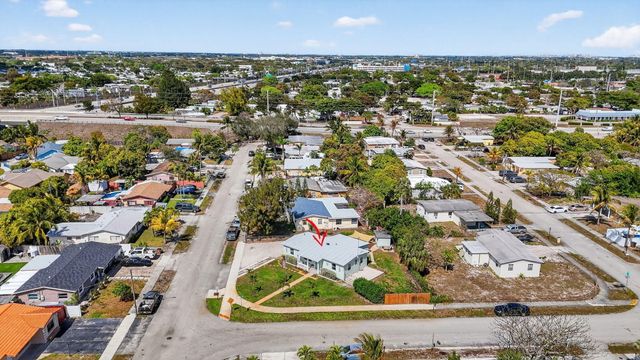 4700 NE 1st Terrace, Deerfield Beach, FL 33064