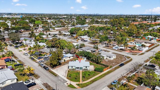 4700 NE 1st Terrace, Deerfield Beach, FL 33064