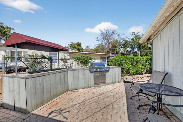 4700 NE 1st Terrace, Deerfield Beach, FL 33064