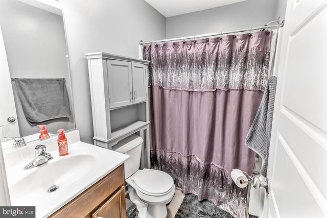 181 AMBROSIA LN, Martinsburg, WV 25405