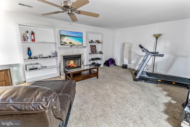 181 AMBROSIA LN, Martinsburg, WV 25405