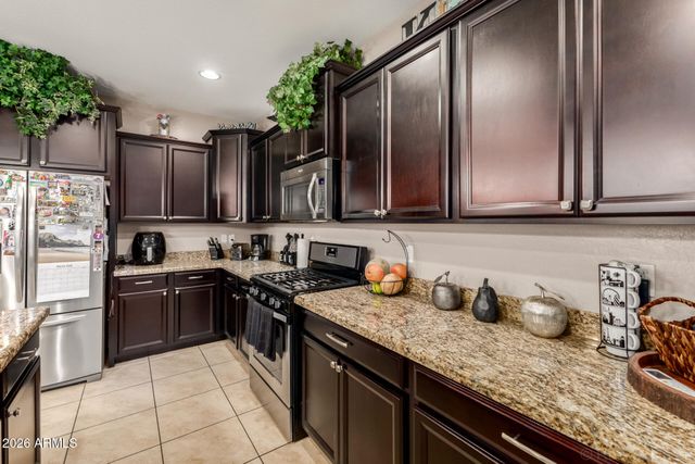 4125 W HARWELL Road, Laveen, AZ 85339