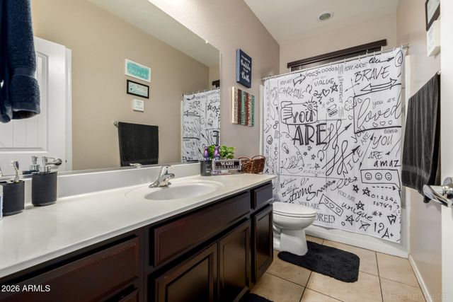 4125 W HARWELL Road, Laveen, AZ 85339