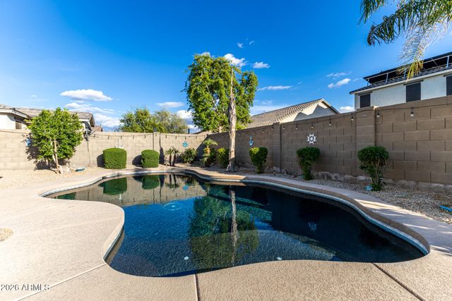 4125 W HARWELL Road, Laveen, AZ 85339