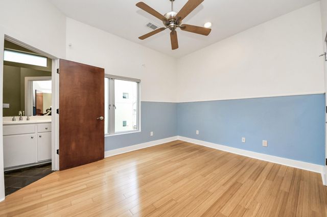 1610 Calumet Street, Houston, TX 77004