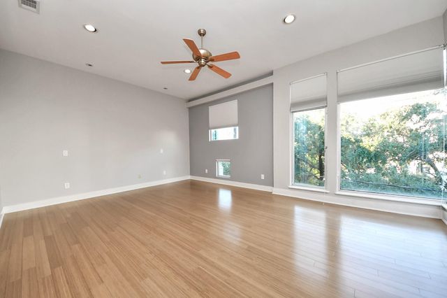 1610 Calumet Street, Houston, TX 77004