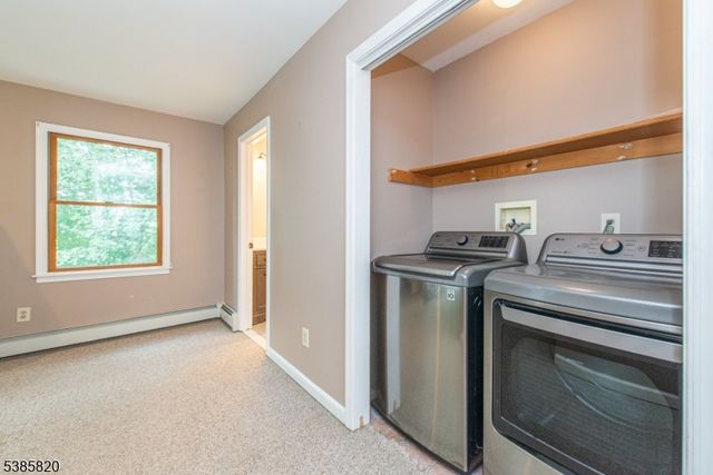 40 Castle Rock Rd, Jefferson Twp., NJ 07849