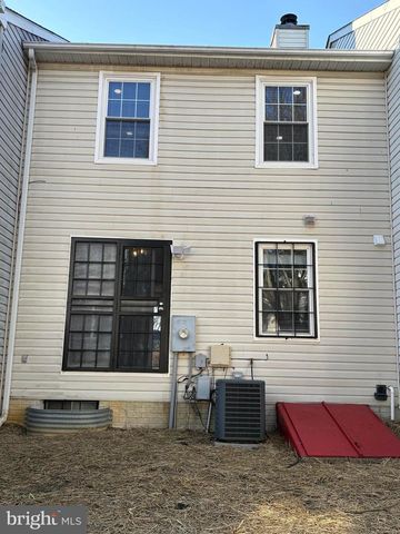 2354 SETON WAY, District Heights, MD 20747