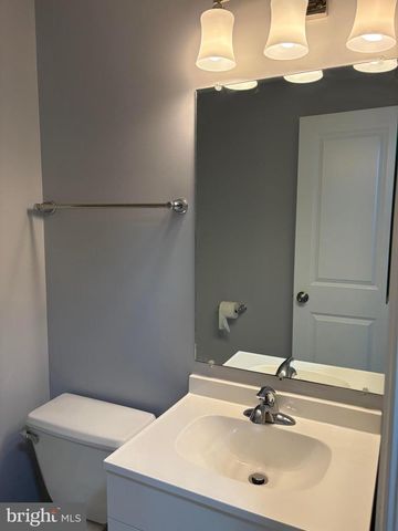 2354 SETON WAY, District Heights, MD 20747