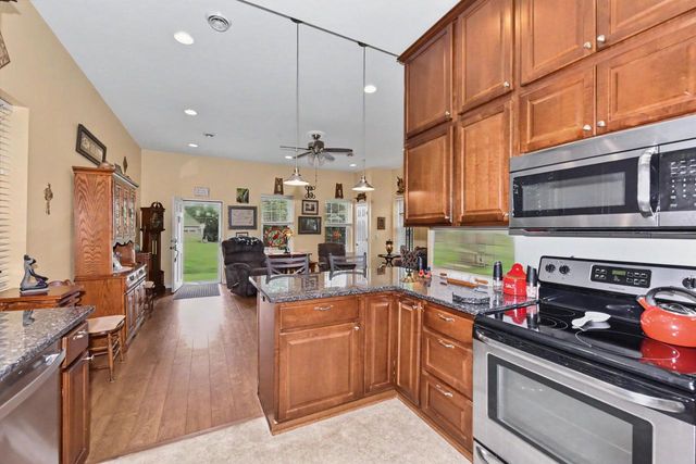 1123 S Utica ROAD, Summit, WI 53066