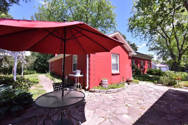 1123 S Utica ROAD, Summit, WI 53066