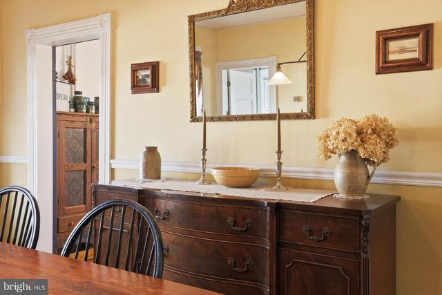 301 E MAIN ST, Purcellville, VA 20132