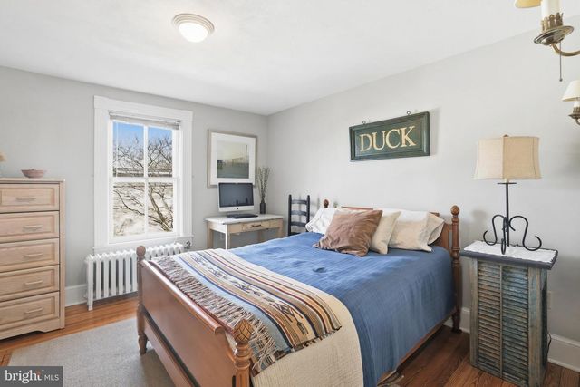 301 E MAIN ST, Purcellville, VA 20132