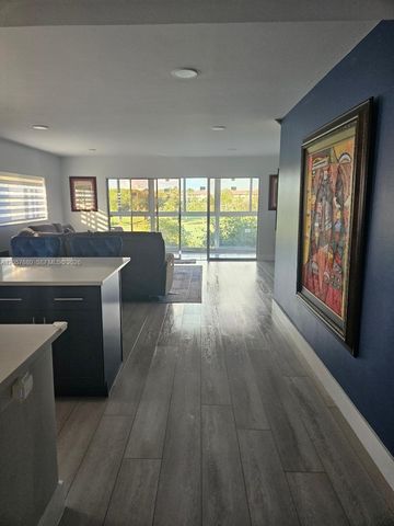 1101 SW 128th Terrace 301C, Pembroke Pines, FL 33027