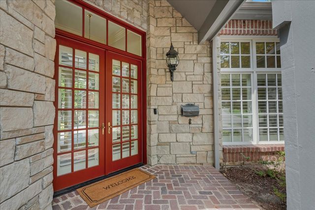 3744 S Xanthus Avenue, Tulsa, OK 74105