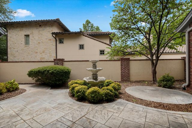 3744 S Xanthus Avenue, Tulsa, OK 74105