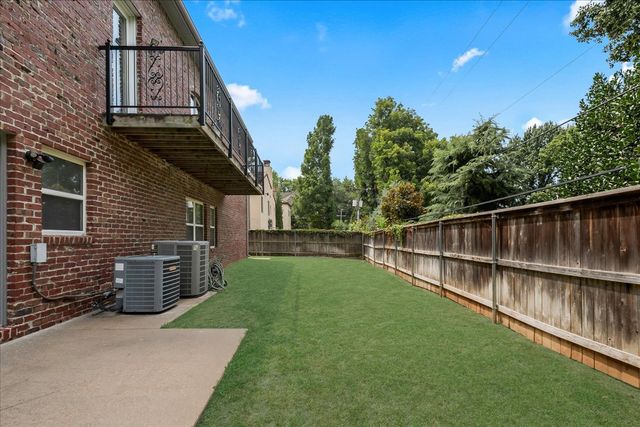 3744 S Xanthus Avenue, Tulsa, OK 74105