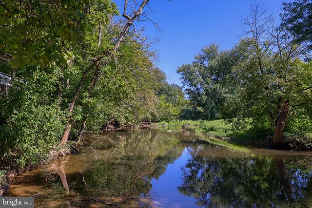 283 SKYVIEW LN, Lititz, PA 17543
