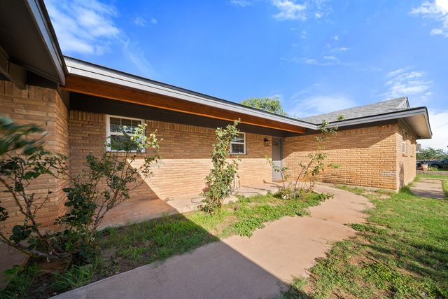 204 Heaton Road, Big Spring, TX 79720