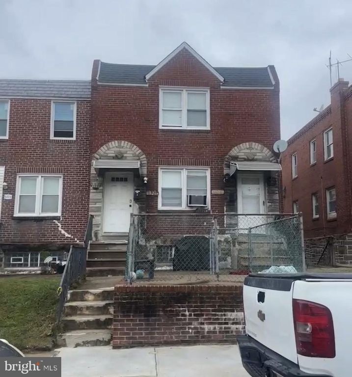 6826 SYLVESTER ST, Philadelphia, PA 19149