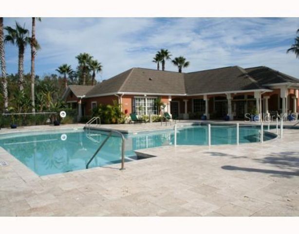 1939 SUMMER CLUB DRIVE 215, Oviedo, FL 32765