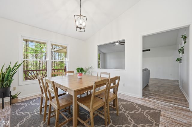 268 Lincoln Hill, Coatesville, IN 46121