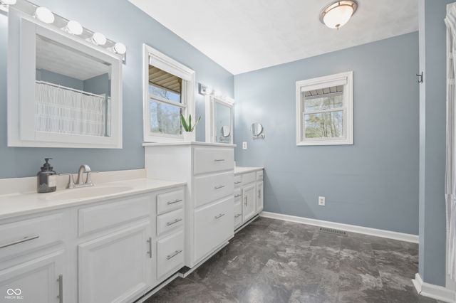 268 Lincoln Hill, Coatesville, IN 46121