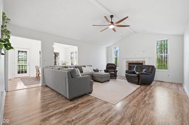 268 Lincoln Hill, Coatesville, IN 46121