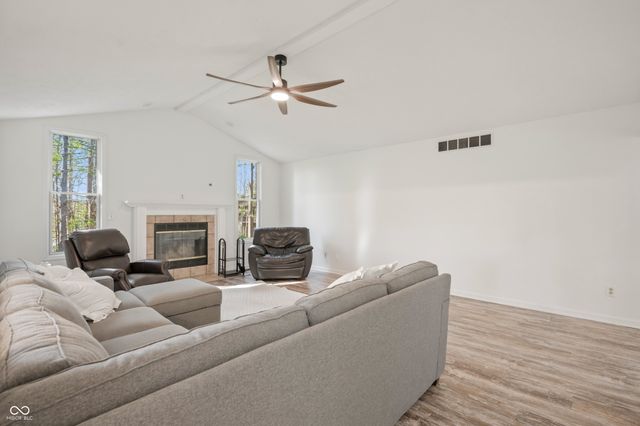 268 Lincoln Hill, Coatesville, IN 46121