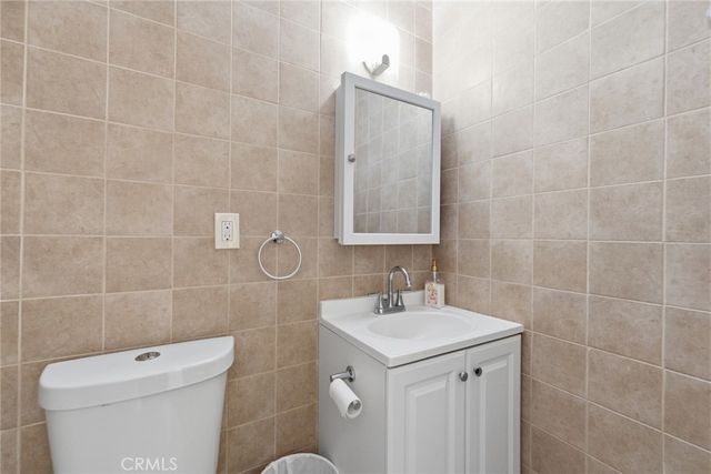 706 E Palmer, Compton, CA 90221