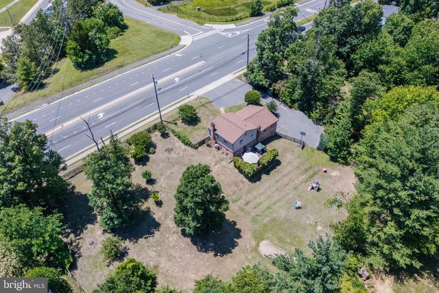 3425 WEST OX RD, Herndon, VA 20171