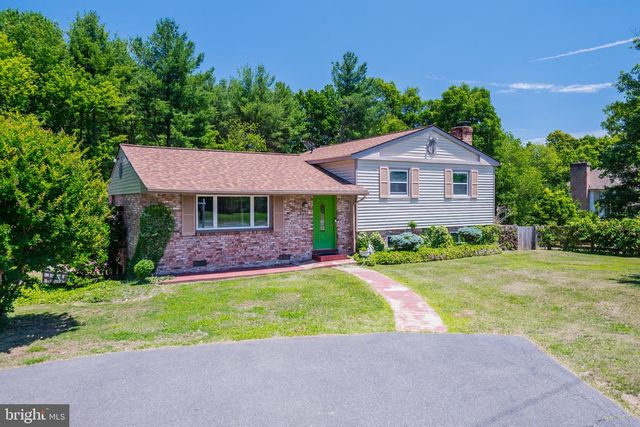 3425 WEST OX RD, Herndon, VA 20171