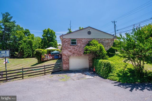 3425 WEST OX RD, Herndon, VA 20171