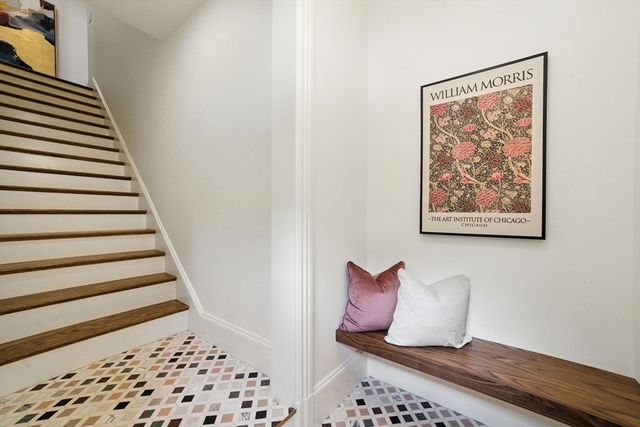 197 Winchester St 197, Brookline, MA 02446