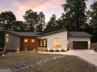 257 Gallery Court, Ellijay, GA 30540