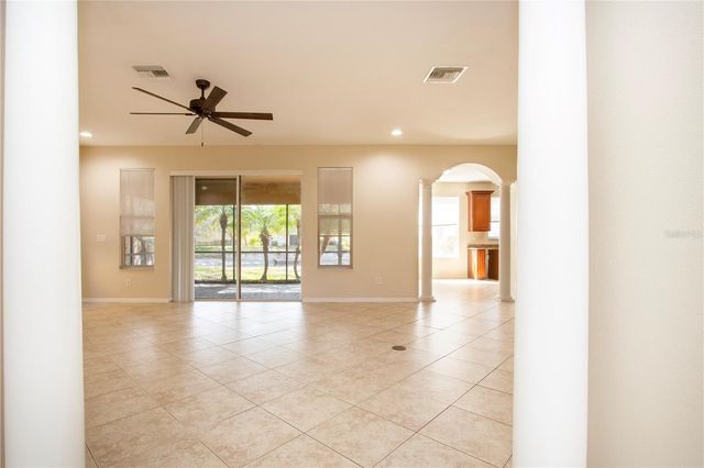 18048 JAVA ISLE DRIVE, Tampa, FL 33647