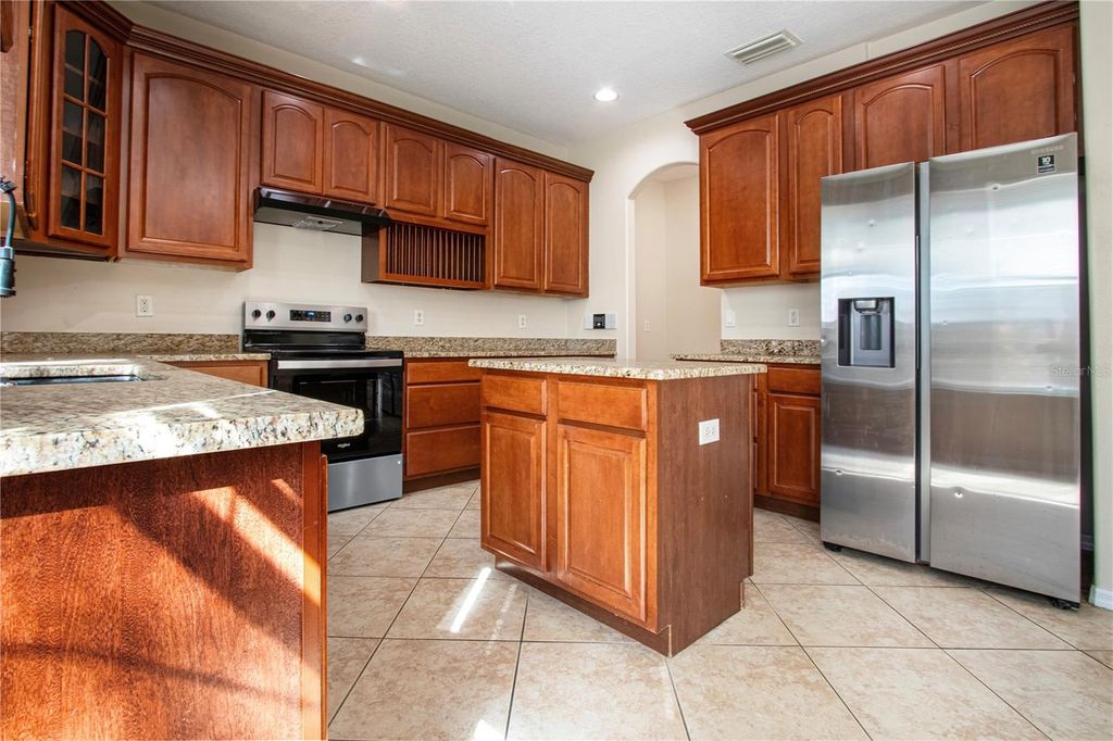 Image 26 of property listing at 18048 JAVA ISLE DRIVE, Tampa, FL 33647