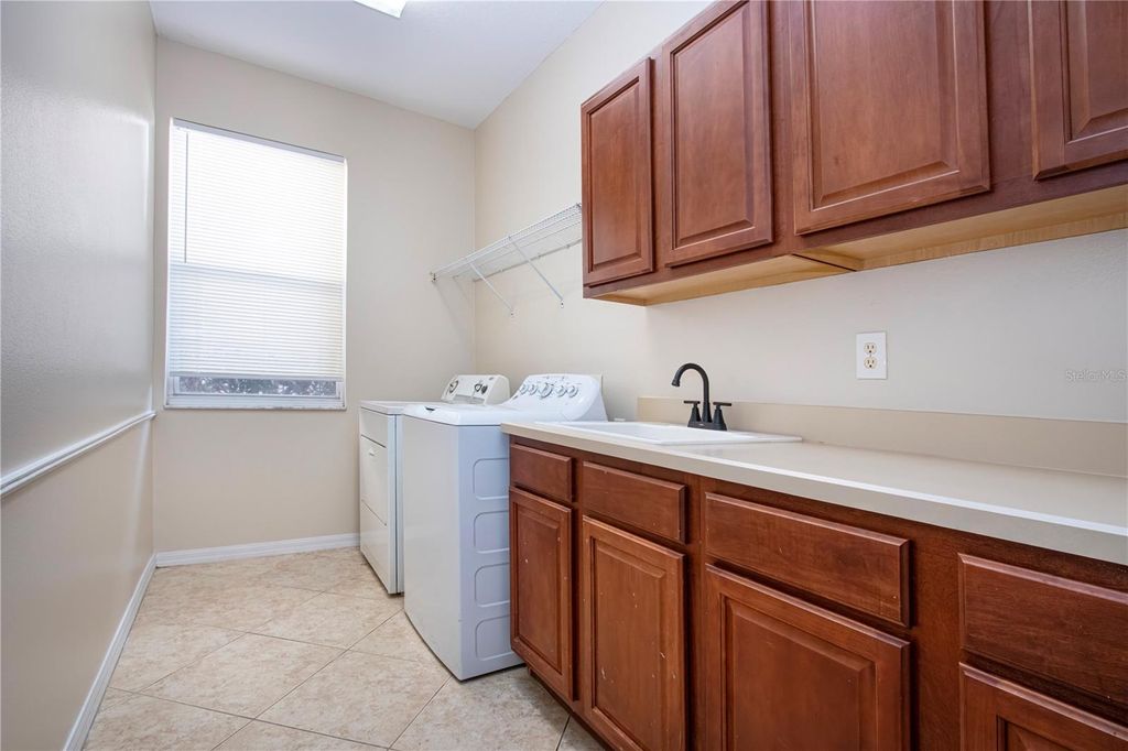 Image 34 of property listing at 18048 JAVA ISLE DRIVE, Tampa, FL 33647