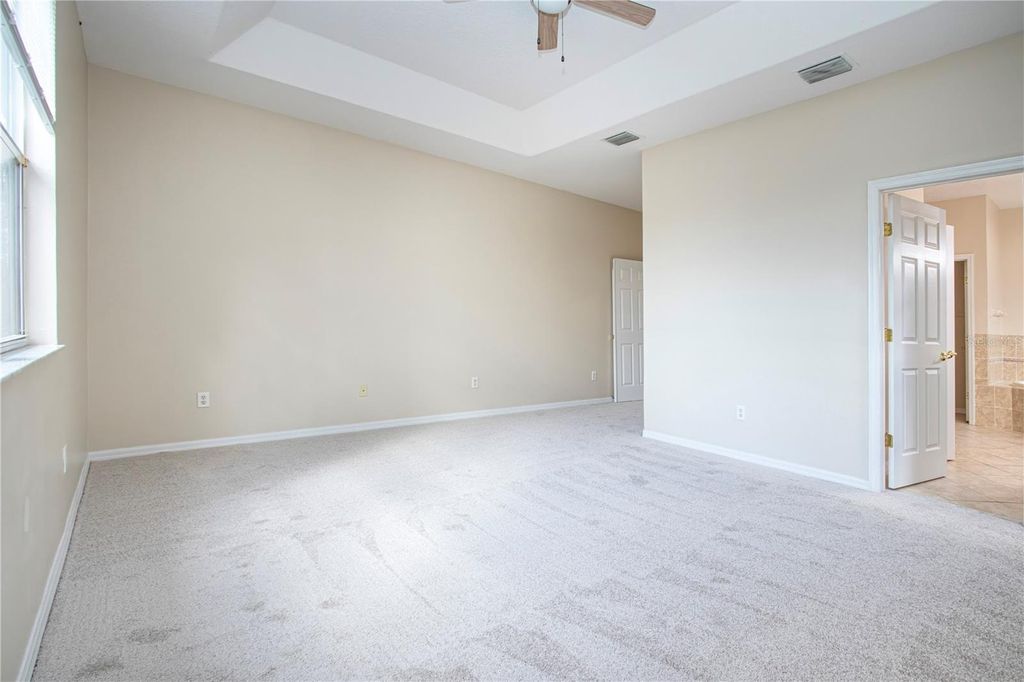 Image 39 of property listing at 18048 JAVA ISLE DRIVE, Tampa, FL 33647