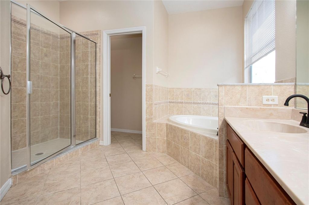 Image 42 of property listing at 18048 JAVA ISLE DRIVE, Tampa, FL 33647