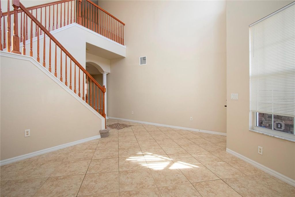 Image 9 of property listing at 18048 JAVA ISLE DRIVE, Tampa, FL 33647