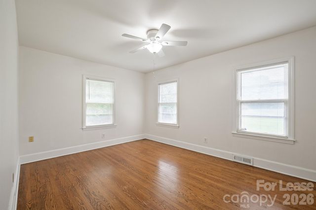 7122 Mallard Creek Road, Charlotte, NC 28262
