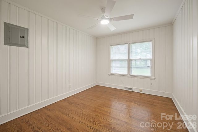 7122 Mallard Creek Road, Charlotte, NC 28262